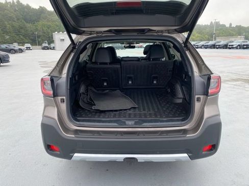 Used 2023 Subaru Outback Limited XT AWD/4WD image 10