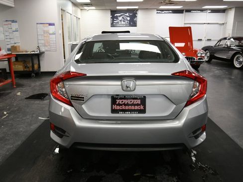 Used 2018 Honda Civic LX image 6