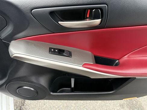 Used 2018 Lexus IS 300 F Sport image 16