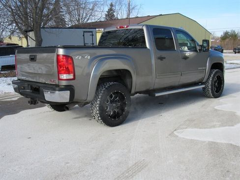 Used 2009 GMC Sierra 2500 SLE w/ Convenience Package image 6