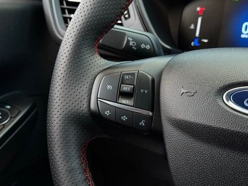 Certified 2025 Ford Escape ST-Line Elite image 9