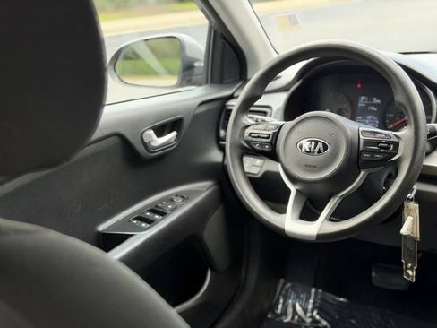 Used 2021 Kia Rio S FWD image 31