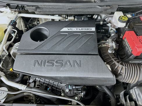 Used 2023 Nissan Rogue SV FWD image 32