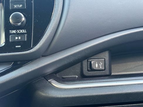 Used 2015 Toyota Prius C Two FWD image 28