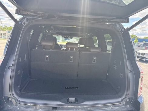 Used 2025 Nissan Armada Platinum Reserve AWD/4WD image 21