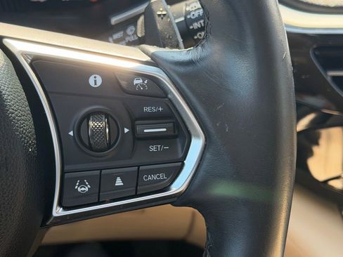 Used 2023 Acura MDX SH-AWD w/ Technology Package image 21