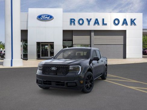 New 2025 Ford Maverick Lariat w/ Black Appearance Package image 2