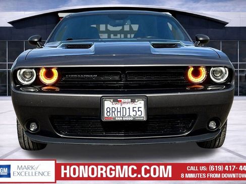 Used 2018 Dodge Challenger SXT w/ Blacktop Package image 2