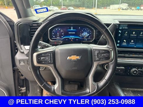 Used 2025 Chevrolet Silverado 2500 LTZ w/ Z71 Chrome Sport Edition AWD/4WD image 18