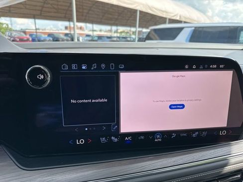 New 2025 Chevrolet Suburban Premier image 25