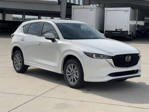 New 2025 MAZDA CX-5 AWD 2.5 S w/ Preferred Package image 10