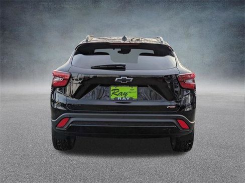 New 2026 Chevrolet Trax RS w/ Driver Confidence Package image 5