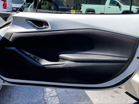 Used 2016 MAZDA MX-5 Miata Grand Touring image 23