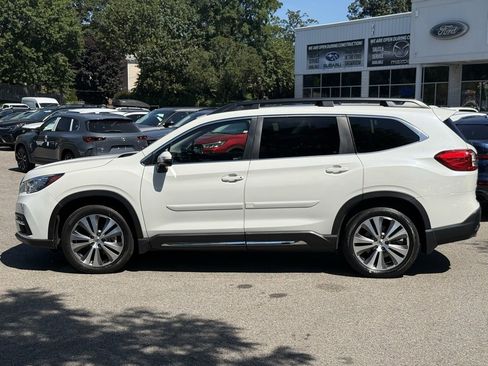 Certified 2022 Subaru Ascent Limited w/ Technology Package image 11
