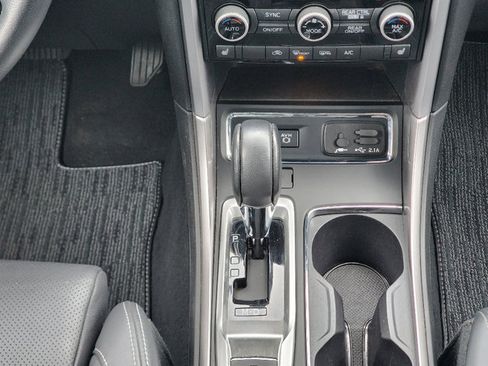 Used 2019 Subaru Ascent Limited image 18