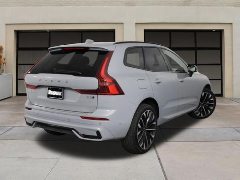Used 2026 Volvo XC60 B5 Ultra w/ Protection Package Premier AWD/4WD image 4