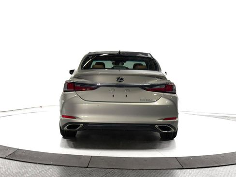 New 2025 Lexus ES 350 Ultra Luxury image 10