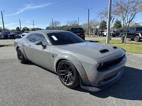 Used 2019 Dodge Challenger SRT Hellcat Redeye image 1