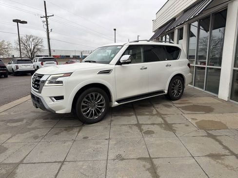 Used 2023 Nissan Armada Platinum w/ Captain's Chairs Package image 9
