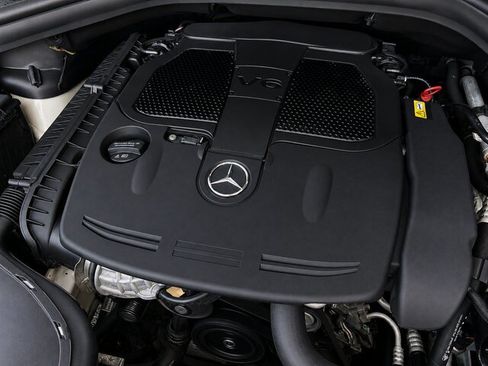 Used 2018 Mercedes-Benz GLE 350 w/ Premium 1 Package image 36