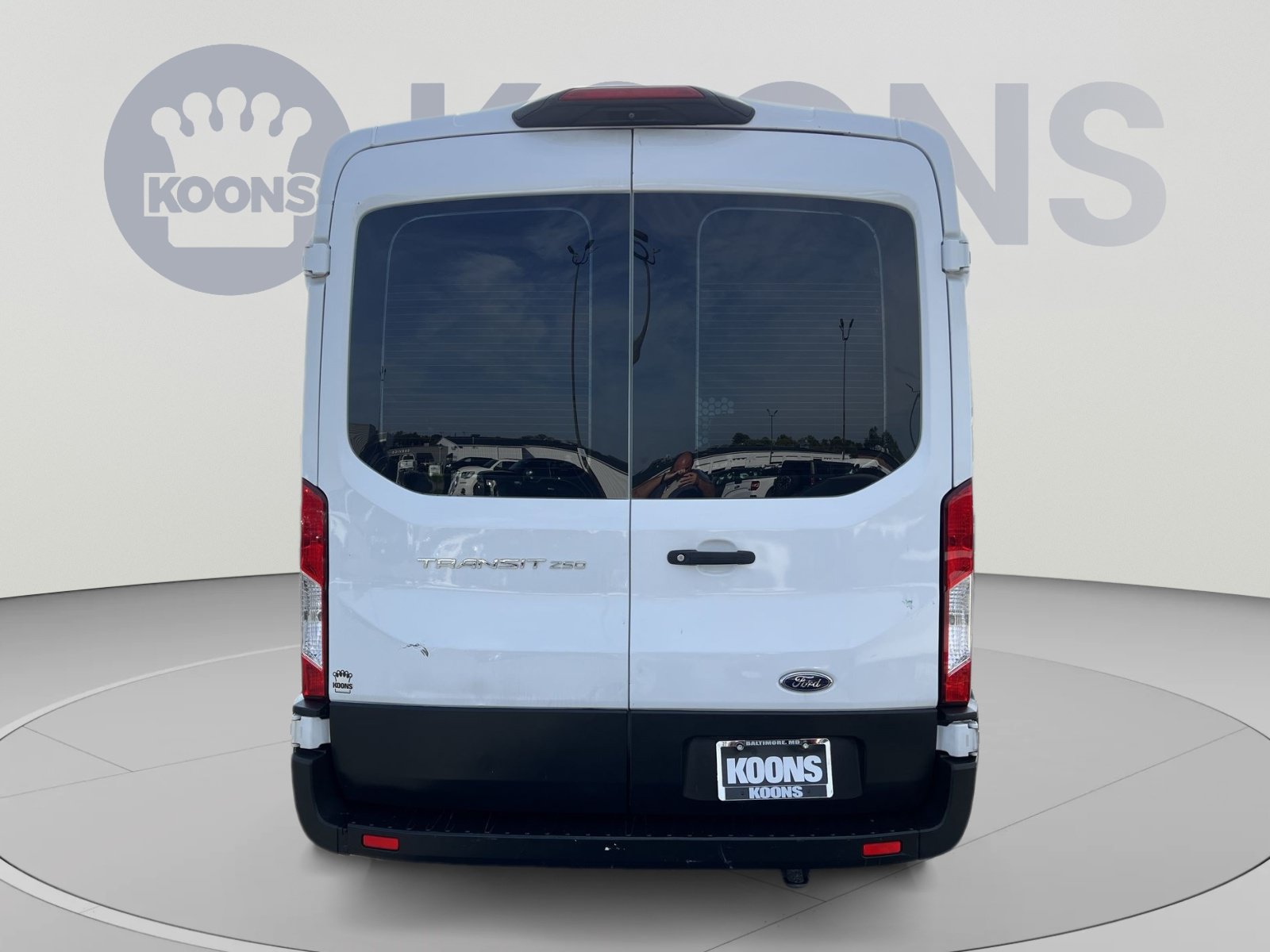Used 2021 Ford Transit 250 Medium Roof RWD image 5