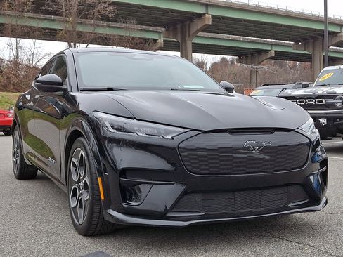 Certified 2022 Ford Mustang Mach-E GT image 2