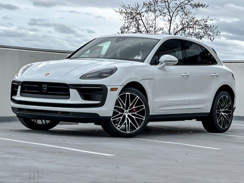 New 2026 Porsche Macan S image 1