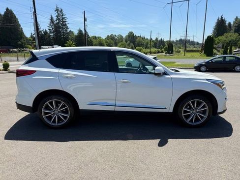 Used 2019 Acura RDX AWD w/ Technology Package image 4