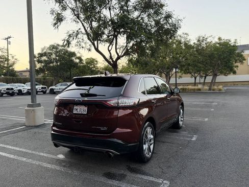 Used 2016 Ford Edge Titanium w/ Equipment Group 302A AWD/4WD image 7