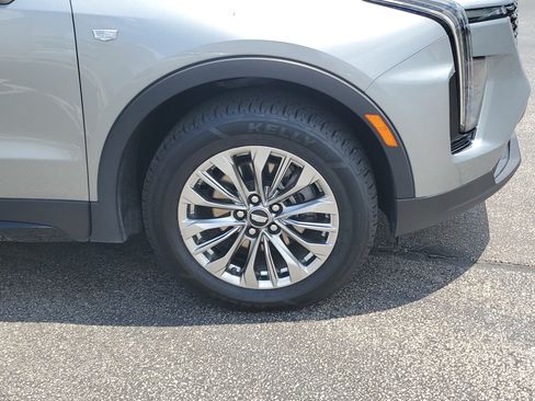 Certified 2024 Cadillac XT4 Premium Luxury AWD/4WD image 5