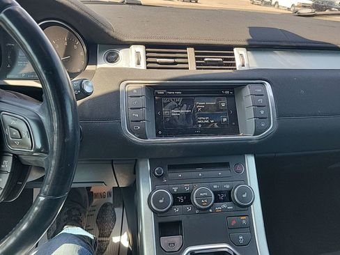 Used 2016 Land Rover Range Rover Evoque SE AWD/4WD image 11