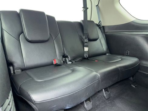 Used 2024 INFINITI QX80 Luxe image 37