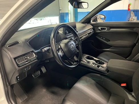 Used 2023 Honda Civic Sport image 22