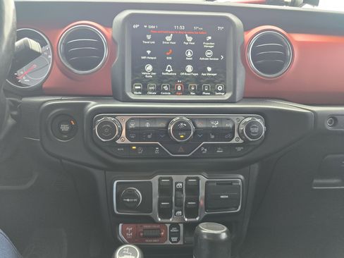 Used 2020 Jeep Gladiator Rubicon AWD/4WD image 24