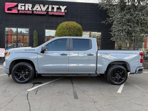 Used 2024 Chevrolet Silverado 1500 Custom w/ Turbomax Blackout Package image 9