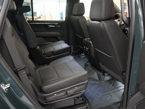 New 2026 Chevrolet Tahoe Z71 w/ Comfort Package AWD/4WD image 22