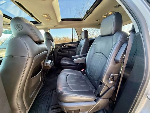 Used 2017 Buick Enclave Leather image 14