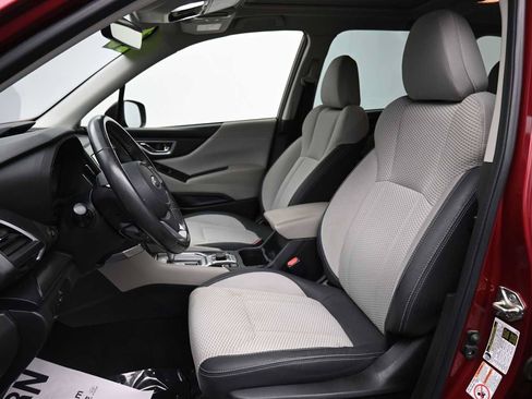 Used 2020 Subaru Forester Premium AWD/4WD image 13