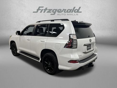 Used 2023 Lexus GX 460 w/ Black Line Special Edition image 3