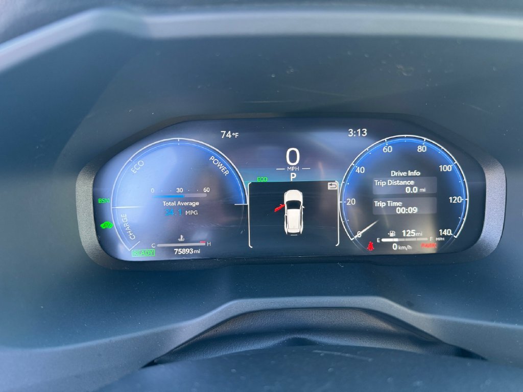 Used 2023 Toyota RAV4 Limited AWD/4WD image 17