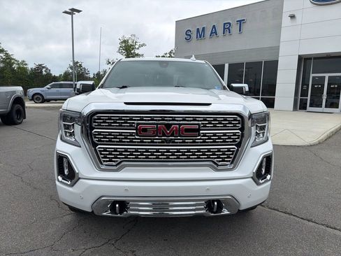 Used 2019 GMC Sierra 1500 Denali w/ Denali Ultimate Package AWD/4WD image 9