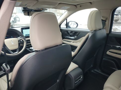 New 2026 Lincoln Corsair Premiere image 26