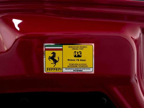 Used 2018 Ferrari 812 Superfast RWD image 98