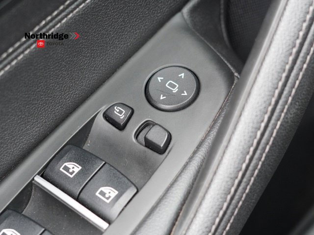 Used 2021 BMW 530e w/ M Sport Package RWD image 39
