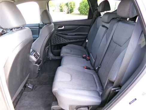 Used 2020 Hyundai Santa Fe SE FWD image 13