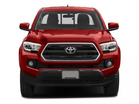 Used 2018 Toyota Tacoma SR5 image 4