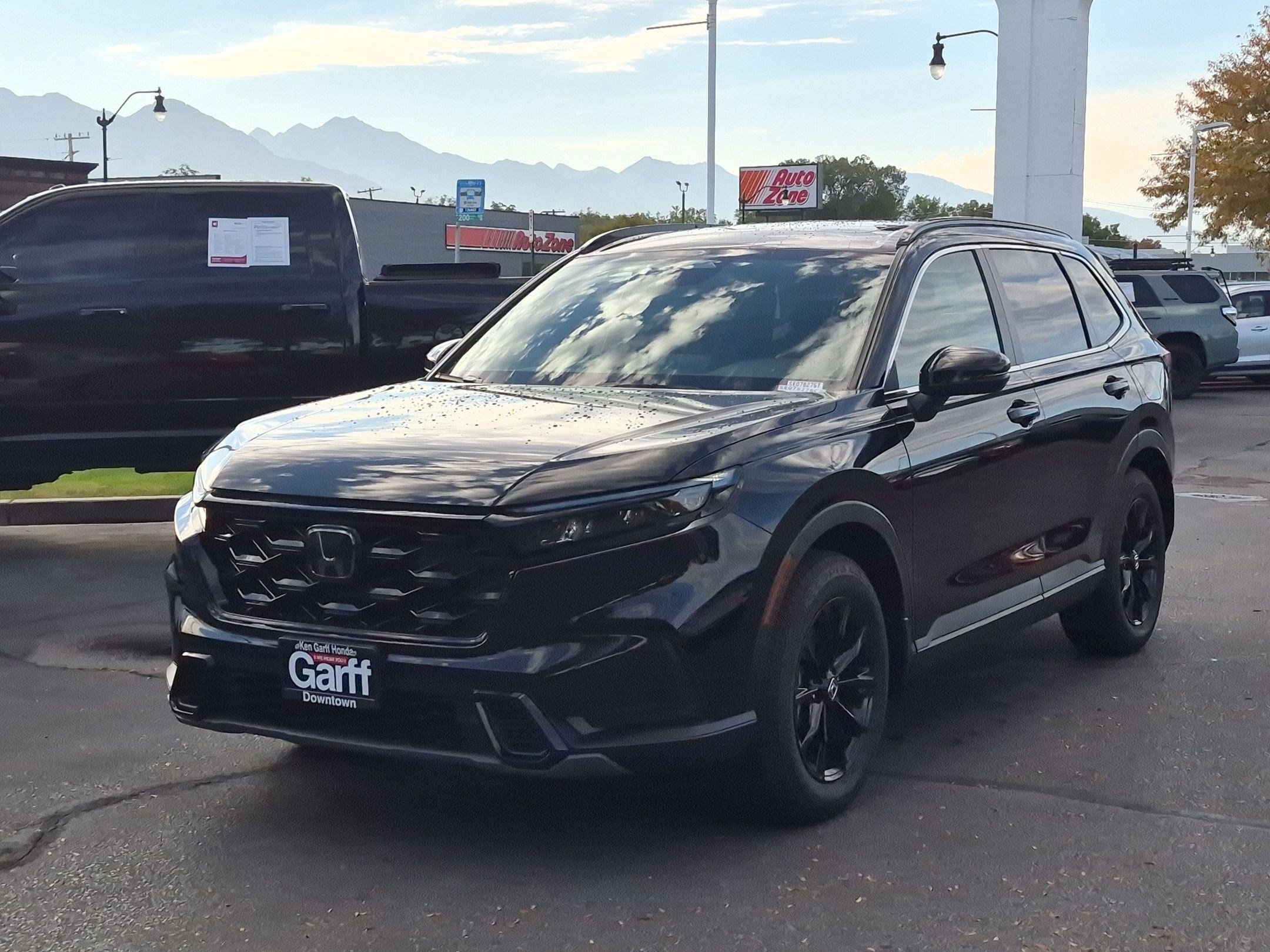 Used 2025 Honda CR-V Sport image 10