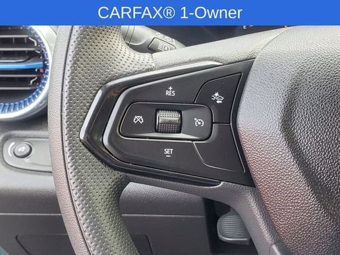Used 2025 Chevrolet Trax LT FWD image 14