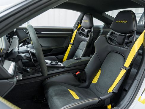 Certified 2025 Porsche 911 GT3 RS image 20