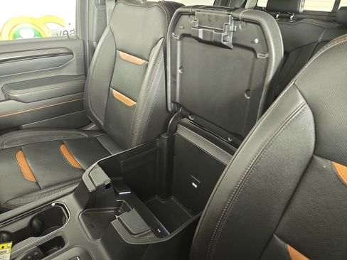 Used 2024 GMC Sierra 2500 AT4 w/ AT4 Preferred Package image 30